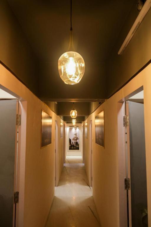 Hotel Vrc Мумбаи Экстерьер фото